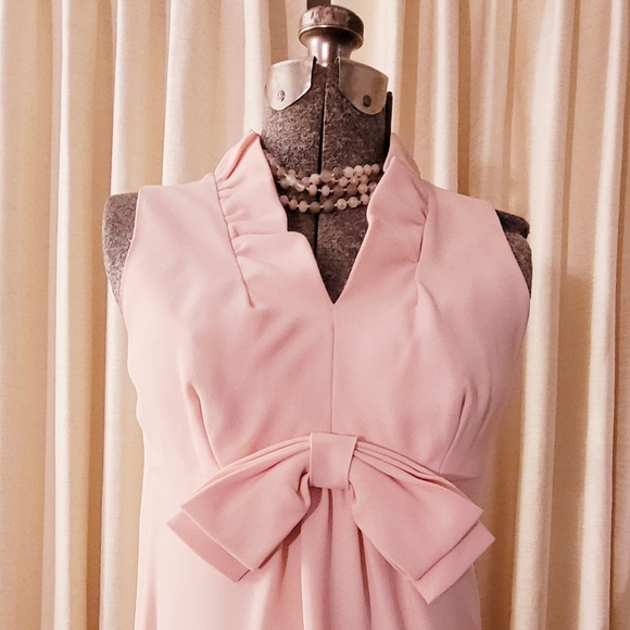 Darling Vintage Mod mini-Dress with fun feminine details!♡ - Picture 5 of 6